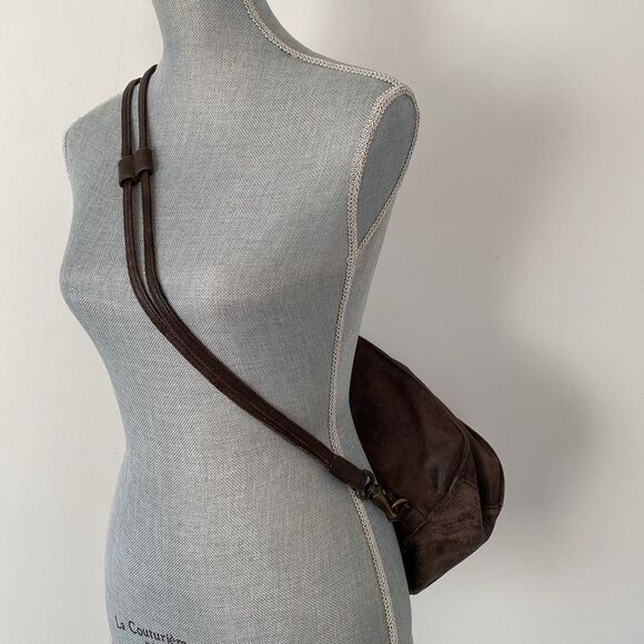 Vintage Fossil Dark Brown Leather Backpack Crossbody Bag Key Charm Boho Casual - Picture 12 of 15